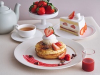 [Get a great deal with the set! Farm-fresh strawberry fair] "Asuka Ruby" strawberry and burnt brulee pancakes & choice of cake set