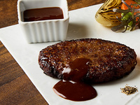 【平日ディナー】牛ハンバーグ（200ｇ)＆ハーフビュッフェ