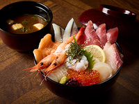 X限定予約特典キャンペーン【平日ディナー】海鮮丼＆セミビュッフェ