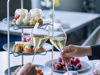 [Valentine's Afternoon Tea] Limited-time offer: CADRAN Valentine's Afternoon Tea + Free Cafe for 2 hours, with a sparkling toast