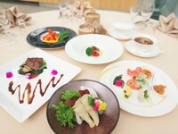 【個室×飲み放題プラン】ふかひれスープと北京ダックを楽しむ！2時間飲み放題　12,500円