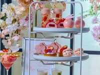 平日 2026『桜色のストロベリーアフタヌーンティー』  スイーツでお花見気分！桜といちごが奏でる心ときめくティータイム ＋スペシャリテデザート※マリアージュフレール1杯付