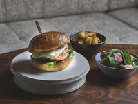 [Online reservation only] Plan with choice of sandwich and two drinks