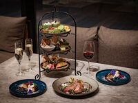 【イブニングハイティー 】季節の前菜＆デザートで過ごす優雅な夜＋ ティーフリー付き