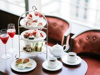 [CAFE] Strawberry Afternoon Tea [February 12th - March 16th]