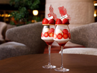 グランドハイアット福岡ｘJurlique パフェ「ローズ シンフォニー」 | コーヒー or 紅茶セット