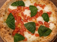 Take-out Pizza D.O.C. Mozzarella Bufala Diavola