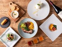 【東アメリカディナーコース】ニューヨークカジキ＆ポークリブを楽しむ全6品