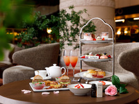 【Weekday, 10％ OFF】Grand Hyatt Fukuoka x Jurlique Afternoon Tea "Essence of Rose"｜【Limited Offer】Jurlique Gift-Included