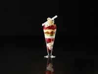 Seasonal Parfait Series “Spring”　（Coffee and tea refills are complimentary）