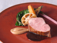 【2月平日限定】全4品のカジュアルランチ＋乾杯スパークリングワイン付き