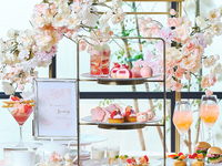 ＜平日＞『桜色のストロベリーアフタヌーンティー』 スイーツでお花見気分！～桜といちごが奏でる心ときめくひとときを～　マリアージュフレールもお替り自由