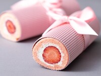 <JR Hotel Members/WESTER Members> Amaou Strawberry Roll