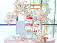 【カフェフリー】桜色のストロベリーアフタヌーンティー（土日祝）