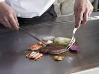 Special Miyazaki Beef & King Crab Steak Course (100g Sirloin)