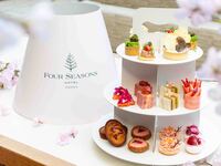 (Takeaway for Two) Sakura and Strawberry Bloom Afternoon Tea 