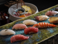 Chef's choice sushi course