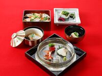 [March and April] Iki Kaiseki (reservations required 2 days in advance)