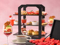 【THE BAR】フライドポテト+イチゴのアフタヌーンティー　イチゴ3種の食べ比べ　～Le printemps en fleurs～　