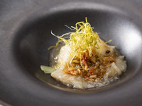 [Six Seasons Dinner Course] Shanghai style stew of shark fin (pectoral fin)