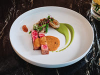 【Online Special 】Two-course lunch set with your choice of appetizer and main dish.