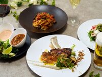 【乾杯スパークリングワイン＆個室確約】季節のフルーツサラダや特製タコスを愉しむカジュアルコース全4品