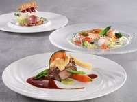 【ステーキディナー】メインに牛フィレステーキを+乾杯グラスシャンパン