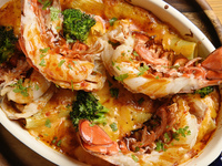 4/1～【黒毛和牛サーロイン・国産地鶏・オマール海老・モンブラン】＋11種セレクションワイン飲み放題