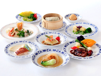 季節の中華コース＆フリードリンク付き16,600円