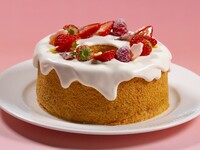 TO.【季節限定】桜シフォンケーキ　1カット