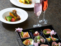 3.4月【金曜・土曜限定】桜イブニングハイティー 