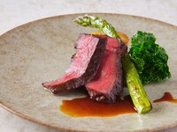 【ご褒美ランチ】乾杯スパークリングワイン付き！前菜や肉料理＆魚料理など Wメインコース -CHEF'S SELECTION-