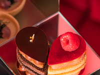 3/1～ Ruby Red Strawberry Afternoon Tea