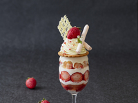 あまりんづくしパフェ　ドリンクセット