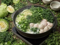 【每日限5組！內含120分鐘暢飲】濃鬱雞湯豆漿滋補美膚火鍋套餐－蓬鬆自製肉丸，搭配蔬菜之王羽衣甘藍♪ 盡情享受KNEADERS特色火鍋，滋養身心。