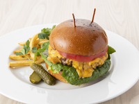 BLT CHEESE BURGER