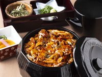 【鰻のひつまぶし】サラダ・デザート・スープ・コーヒービュッフェ付き