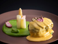 ≪Seasonal Dinner Set≫Beef Hamburg Steak with Béarnaise Sauce