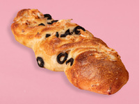 桜海老とオリーブスティック