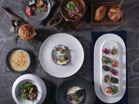 【プレミアムコース】全12種/幸せの青い泡「ブルームーン」付き・四季の食材とフレンチの技法をお楽しみ下さい