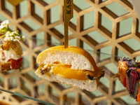 High Tea Set / Savories and non-alcoholic drink free-flow includes Ronnefeldt tea selections  