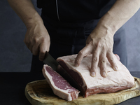 土日祝日　黒毛和牛食べ放題