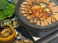 1ドリンク付き【マッコリとテンジャンに漬け込んだ・サムギョプサル】国産熟成豚使用