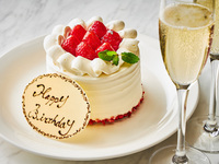 【アニバーサリープラン】グランドディナービュッフェ＋乾杯スパークリング+ホールケーキ★平日★13,400円（２名様分）＊～7/24