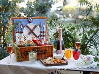 【テラス確約＆乾杯スパークリングワイン付】ピクニックランチバスケット 