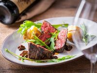 【土日祝ランチ：フリードリンク付コース】薪火料理5品＆ビール等フリードリンク90分