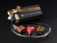 Bonbon Chocolate (3 pieces) (with alcohol) Takeout