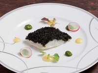 【4/1～4/30】磯の香り 真鯛のヴァプール ソース クーリー・ド・シトロン