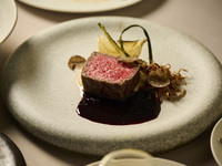 [Chef's Course] Awakening of spring. Chef's pride and joy, a full course of 7 dishes featuring the fragrance of the season and vibrant colors, plus an after-meal coffee.