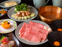 [Specially selected Yonezawa beef A5 sirloin Kirakaiseki course] Yonezawa beef A5 sirloin - sukiyaki or shabu-shabu or steak 27,500 yen ☆Private rooms also available